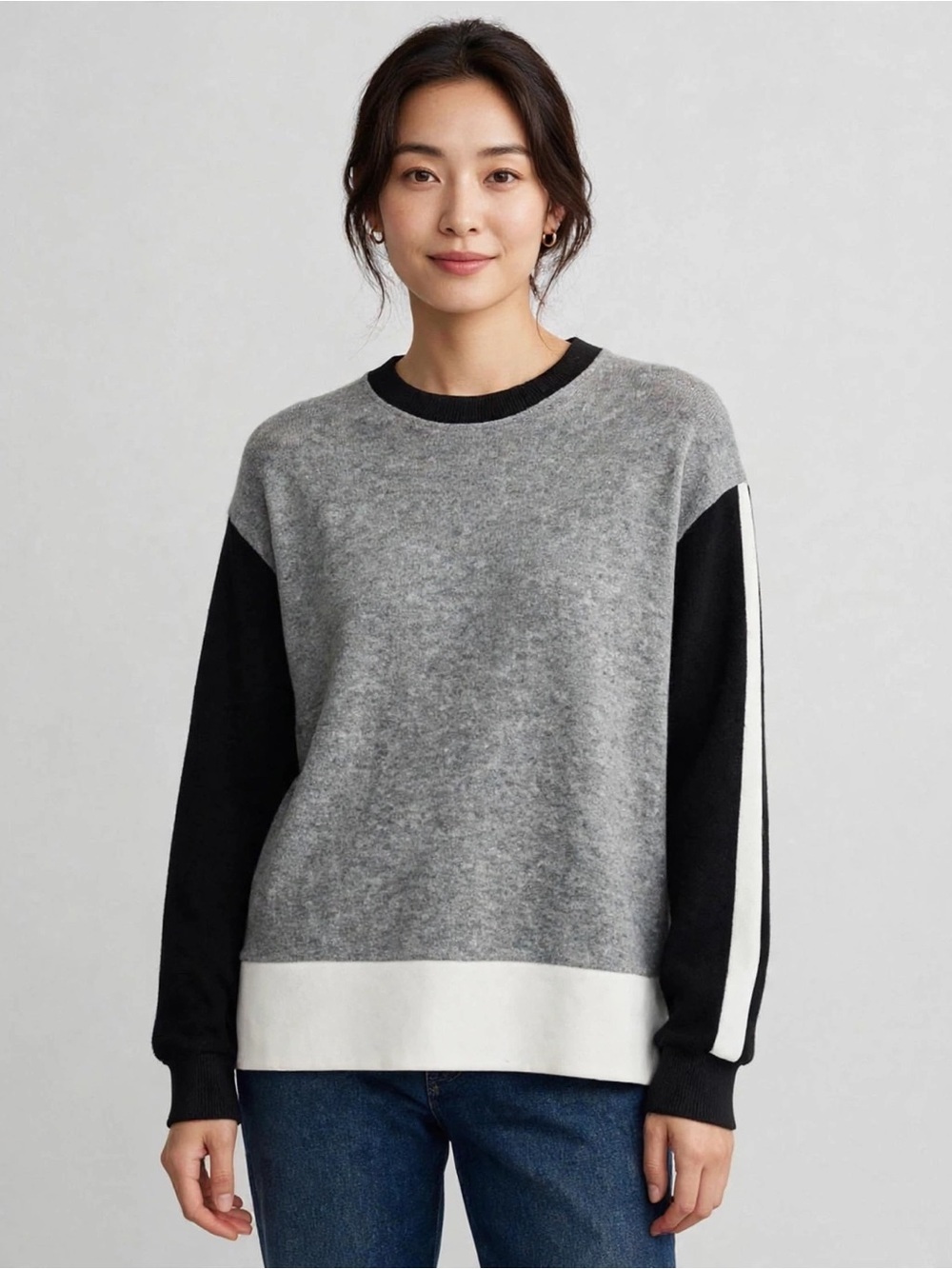 Sandro Women’s Grey, Black & White Colorblock Crewneck Sweater size Med